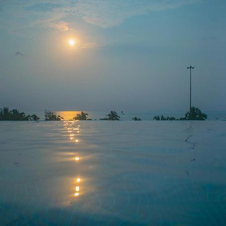 Altrude By The Sea Hotel Candolim Exterior photo