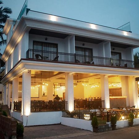Altrude By The Sea Hotel Candolim Exterior photo