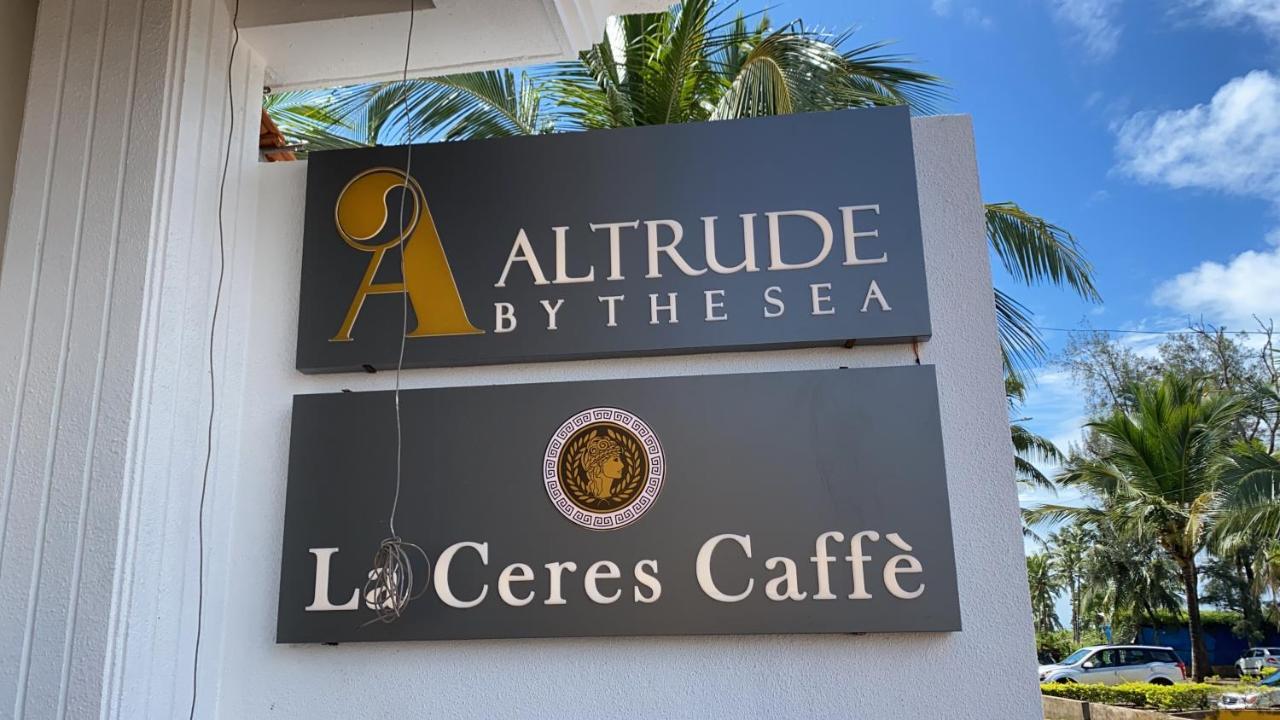 Altrude By The Sea Hotel Candolim Exterior photo