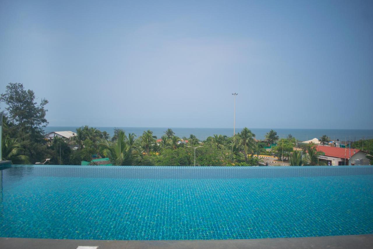 Altrude By The Sea Hotel Candolim Exterior photo