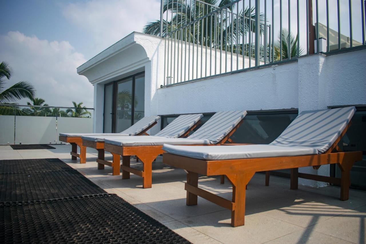 Altrude By The Sea Hotel Candolim Exterior photo